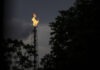Precio del petróleo supera los 100 dólares por barril en medio del conflicto en Irán