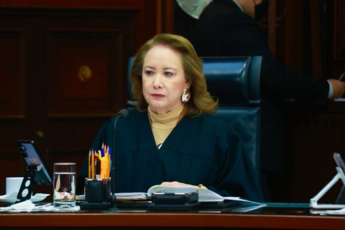 defiende-yasmin-esquivel-incluir-los-delitos-de-violencia-familiar-en-las-fiscalias-de-genero-1024x683
