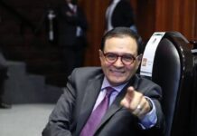 Poder Público: Anda enojado Benjamín, el Michael Jackson de Oaxaca