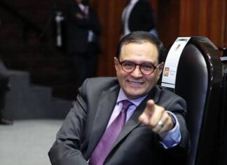Poder Público: Anda enojado Benjamín, el Michael Jackson de Oaxaca