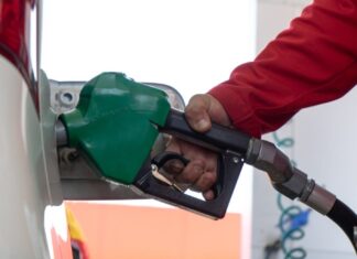 Hacienda devuelve estímulos a las gasolinas