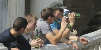 Fármacos para la obesidad reducen los días de consumo excesivo de alcohol, según un ensayo