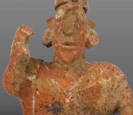 México exige devolución de cuatro piezas de origen mesoamericano subastadas en Mónaco