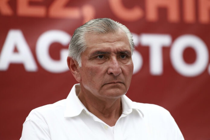 Senadores mexicanos viajarán a EE.UU. para dialogar por impuesto del 5 % a remesas