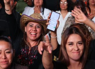Gobierno de la presidenta municipal Rosi Wong reconoce el incansable trabajo del magisterio tecamaquense el día del maestro