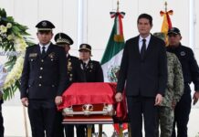 Poder Público / Nos tentamos el corazón para hacer justicia: Poncho