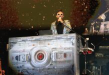 Alex Syntek hace vibrar el escenario con sus grandes éxitos en la Feria Regional de Tecámac 2026; gran cierre estará a cargo de Horóscopos de Durango