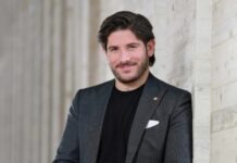 Tenor Mario Rojas celebra su décimo aniversario artístico en Bellas Artes