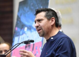 Ernesto Sánchez: «Quintana Roo debe declarar alerta sanitaria por sargazo en todas sus playas»