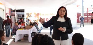Alcaldesa Rosi Wong impulsa la educación y la economía de las familias de Tecámac con la entrega de tenis del programa «Pasos Mundialistas»