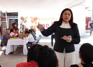 Alcaldesa Rosi Wong impulsa la educación y la economía de las familias de Tecámac con la entrega de tenis del programa «Pasos Mundialistas»