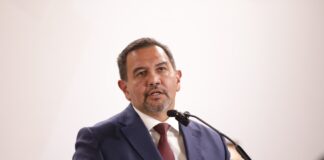 Cruz Pérez Cuéllar pide licencia en Ciudad Juárez para buscar candidatura de Morena a la gubernatura en 2027