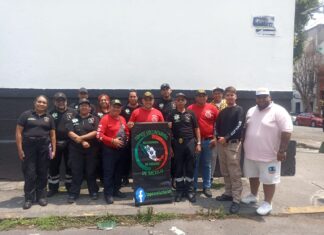 Solo 6 de 30 grupos “Topos” están certificados para rescatar: 14 mexicanos viajan a Venezuela y alertan por falsos donativos