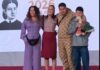 Sheinbaum arropa a la familia del Pato Merlín y promete apoyo: “Representan a millones de mexicanos que trabajan todos los días”