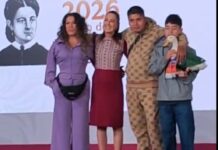 Sheinbaum arropa a la familia del Pato Merlín y promete apoyo: “Representan a millones de mexicanos que trabajan todos los días”