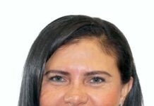 Sheinbaum ordena revisar posible falta administrativa de Manuela Obrador por insultos a Trump