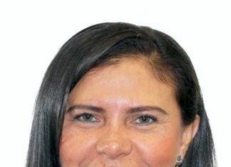 Sheinbaum ordena revisar posible falta administrativa de Manuela Obrador por insultos a Trump