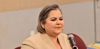 Presenta Eva Moreno registro como aspirante a la Coordinación de los Comités de Defensa de la Transformación y la Soberanía Nacional en Baja California