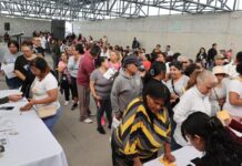 Gobierno de la alcaldesa Rosi Wong entrega apoyos a 270 familias afectadas por inundaciones en Tecámac