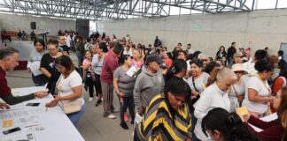 Gobierno de la alcaldesa Rosi Wong entrega apoyos a 270 familias afectadas por inundaciones en Tecámac