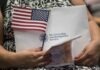 Trump propone elevar tarifas para obtener la ciudadanía de EU
