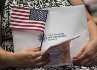 Trump propone elevar tarifas para obtener la ciudadanía de EU