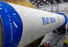 Blue Origin prevé lanzar este año cohete New Glenn pese a explosión en Florida