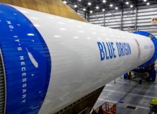 Blue Origin prevé lanzar este año cohete New Glenn pese a explosión en Florida