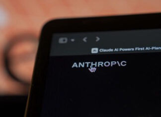 Demandan a Anthropic por presunta publicidad engañosa en planes de Claude AI