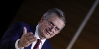 Ebrard descarta riesgos para el T-MEC