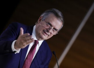 Ebrard descarta riesgos para el T-MEC