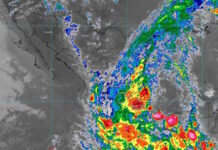 Guerrero y Oaxaca, en alerta por posible fortalecimiento de Depresión Tropical Dos-E