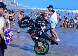 Se Comenta Solo Con / Súbete A Mi Moto