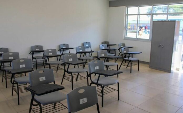 salon-de-clases-vacio-en-jalisco-1024x631