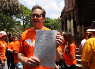 Movimiento Ciudadano CDMX denuncia a Clara Brugada: 3,360 millones de pesos anunciados para mitigar lluvias, pero la ciudad bajo el agua