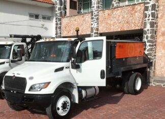 Gobierno de Tecámac reparará hasta 100 baches por jornada en beneficio de la ciudadanía con nueva máquina especializada