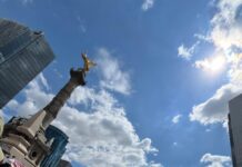 “Reinauguran” el Ángel de la Independencia con antimonumento a los desaparecidos: “Que sea de visibilización y no solo de festejo”