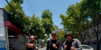 Panistas reparan el “bache de la muerte” en Azcapotzalco; una persona de la tercera edad cayó por mal estado del pavimento