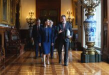 Sheinbaum acelera revisión del T-MEC; reporta avances tras reunión con enviado comercial de EU