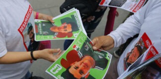 Buscan a tres adolescentes desaparecidos tras graduarse de secundaria en Guadalajara