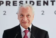 Sheinbaum descarta privilegios para exdirector de Pemex acusado de violencia familiar