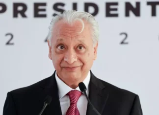 Sheinbaum descarta privilegios para exdirector de Pemex acusado de violencia familiar