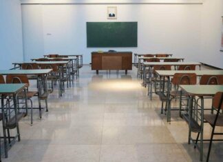 SEP ordena el cierre de las escuelas militarizadas tras muerte de Dafne Zapata
