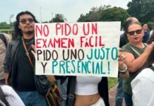 Aspirantes a UNAM marchan hacia Rectoría; exigen que se repita examen de admisión