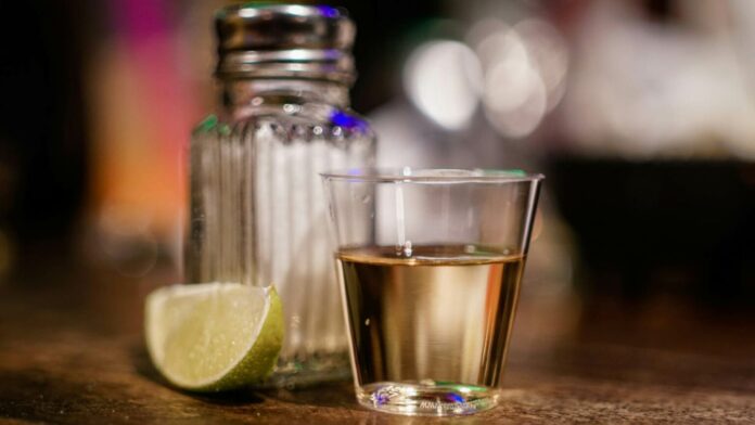 mexico-produce-302-millones-de-litros-de-tequila-y-busca-nuevos-mercados-en-otros-paises-1536x864