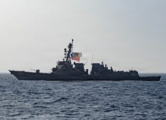 EU ataca objetivos militares iraníes; busca debilitar su amenaza en estrecho de Ormuz