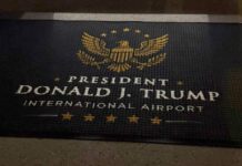 Trump celebra que el aeropuerto de Palm Beach ahora lleva su nombre