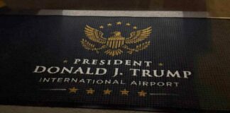 Trump celebra que el aeropuerto de Palm Beach ahora lleva su nombre
