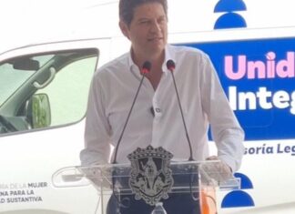 Poder Público / Gobierno trata de limitar la libertad de expresión: Poncho