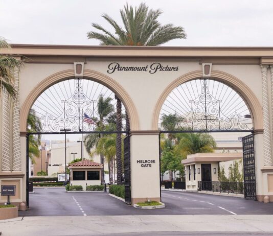 Fusión de Paramount y Warner podría costar 4 mil 500 empleos en Hollywood